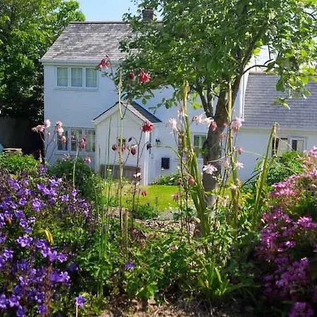 Holiday home Rowan Cottage, Cubert